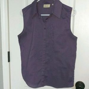 Sleeveless button down shirt